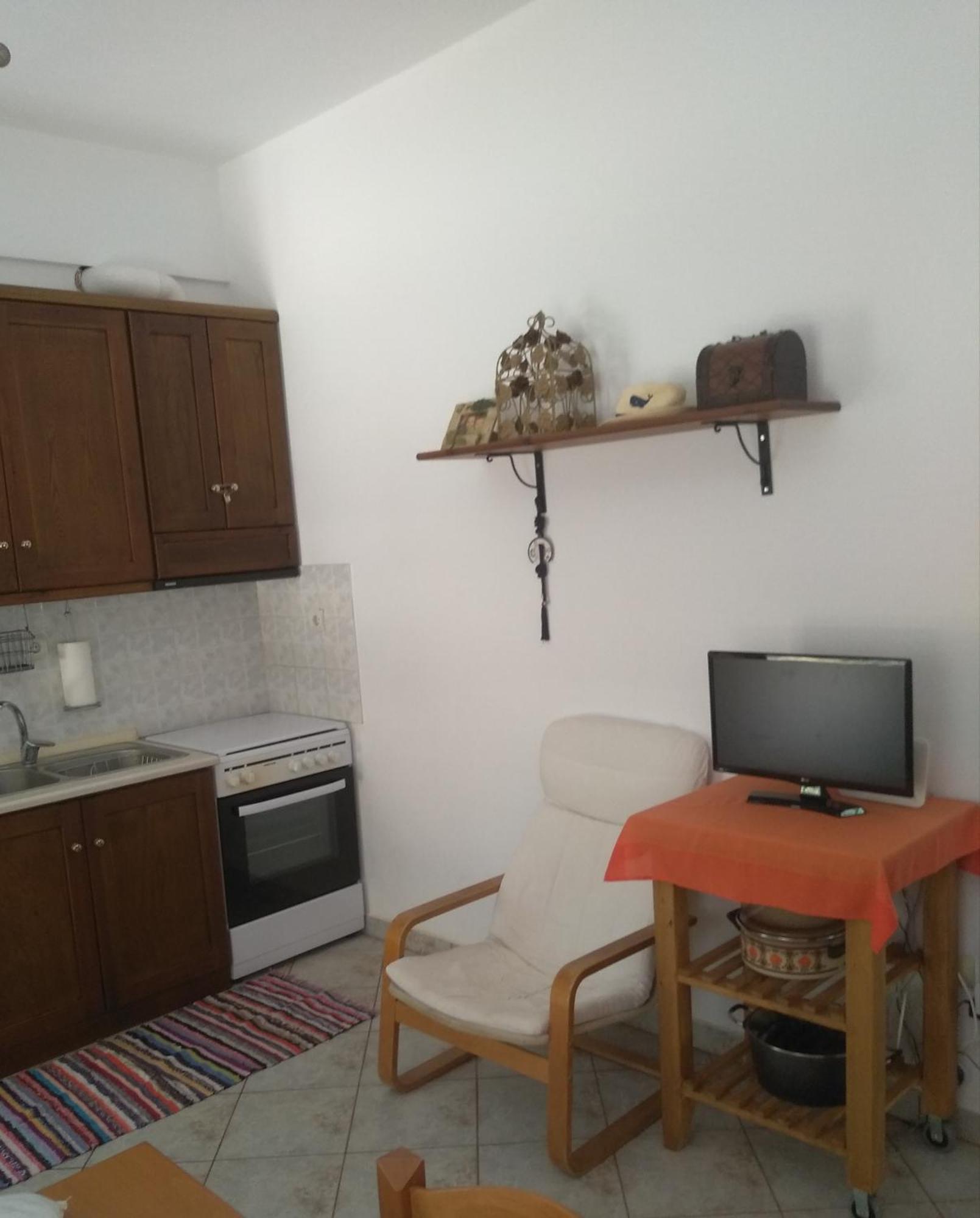 The Small House In The Olive Grove 莱福卡斯特龙 外观 照片